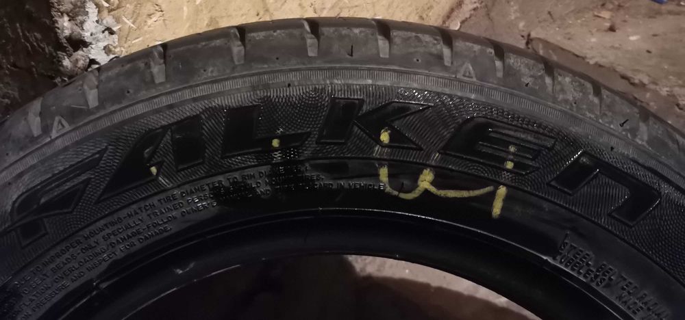 Продавам 2 броя летни гуми 175.65.14 на 1 сезон дот 2021 Falken