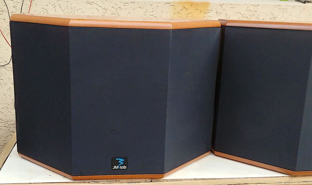 JM Lab/ Focal Electra SR30 incinte boxe difuzoare