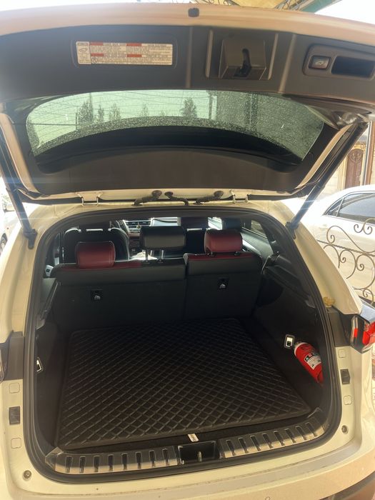 Продается Лехус  нх200