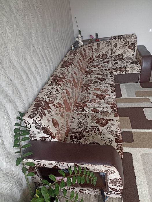 Продам угловой диван