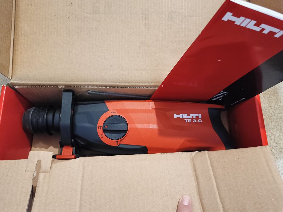 Перфоратор HILTI