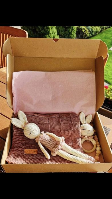 Ръчно плетени комплекти/подаръци за бебенца и деца