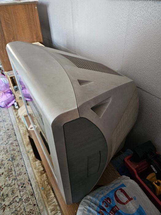 Продам телевизор