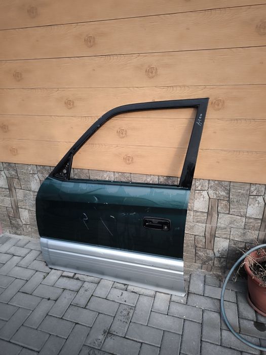 Дверь на Toyota Prado 95 в Алматы