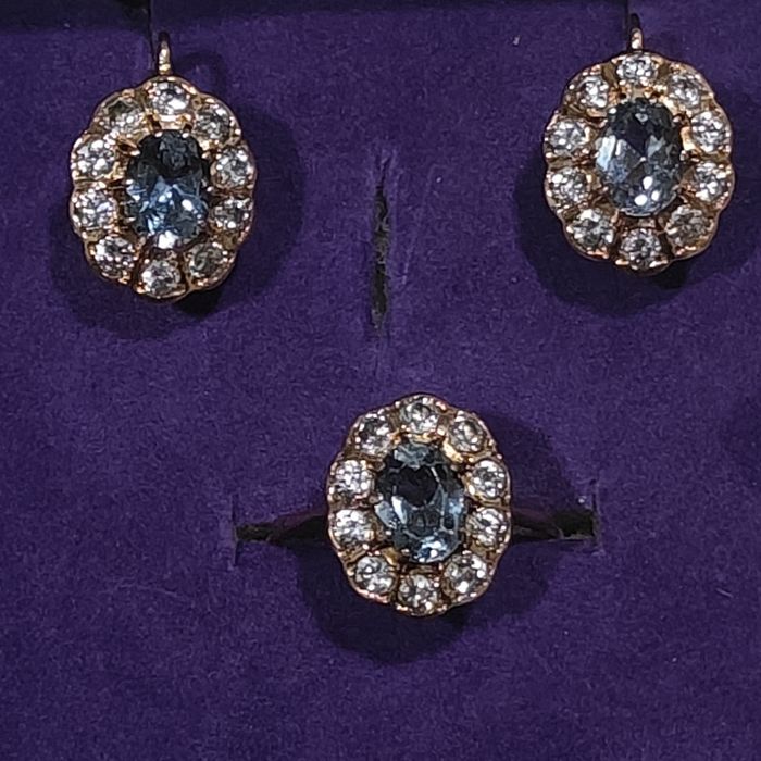 Брильянты 2500 дол 10,5 гр 2.5 карат размер 19 якутские брильянты Сове