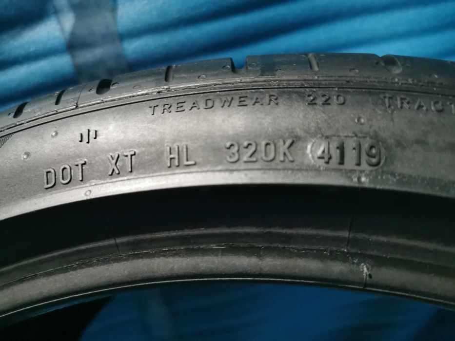 305/30 ZR21 pirelli 2 bucati