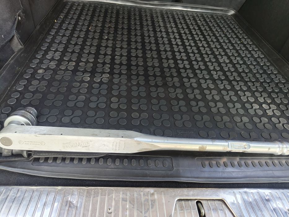 Динамометричен ключ мерцедес 140-720нютуна