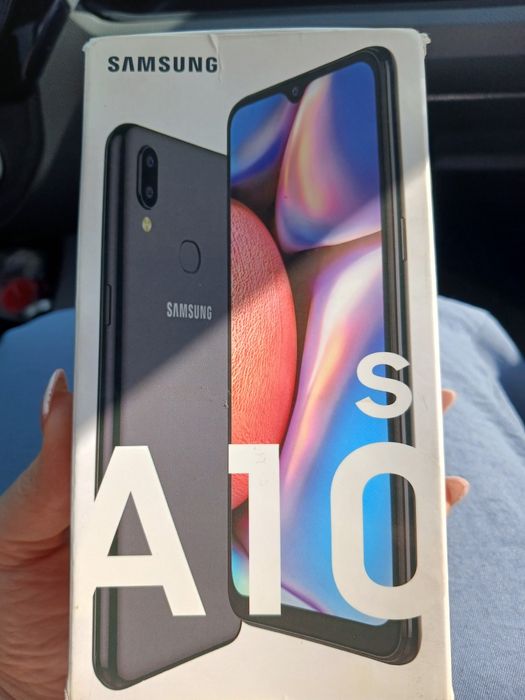 SAMSUNG A 10 s..