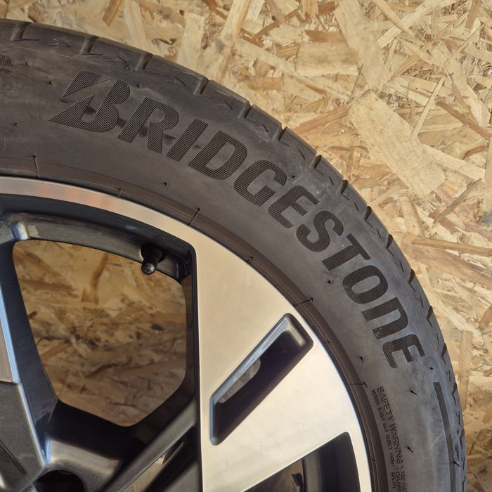 Jante Volskwagen Touareg R 20 5x112  255 50 20 Bridgestone 2022