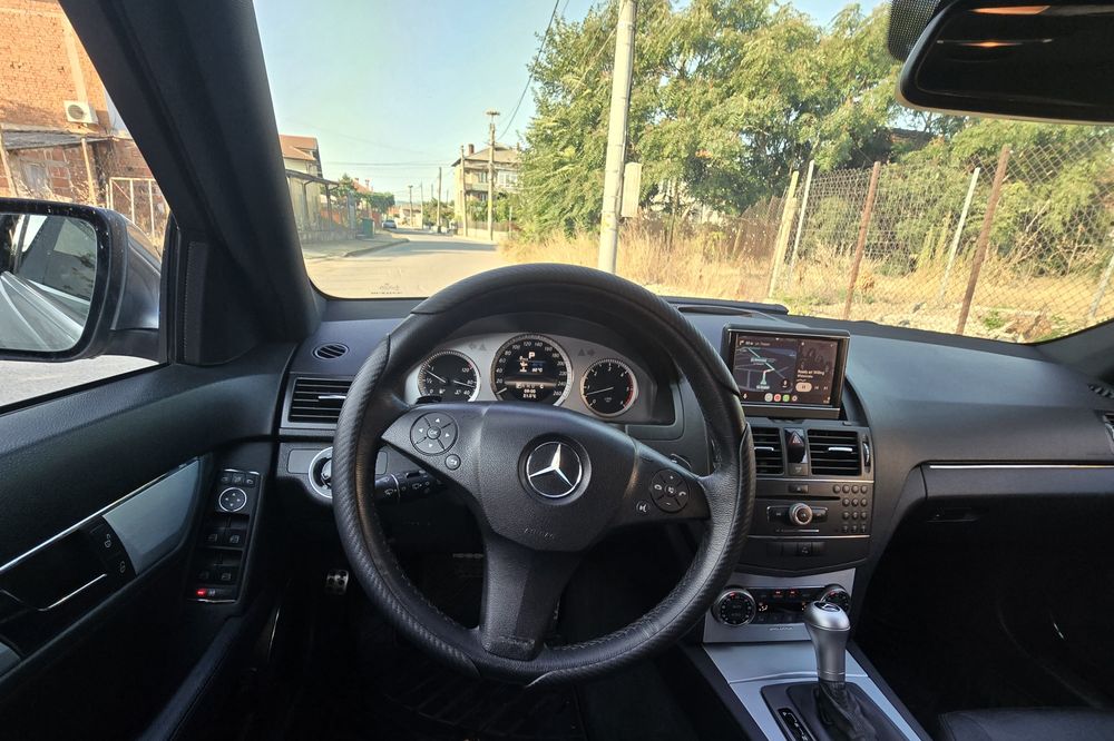 Продавам Mercedes-Benz C320 CDI 4MATIC