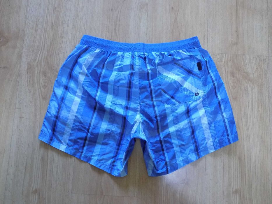 къси панталони hugo boss шорти гащета бански плажни оригинални мъжки S