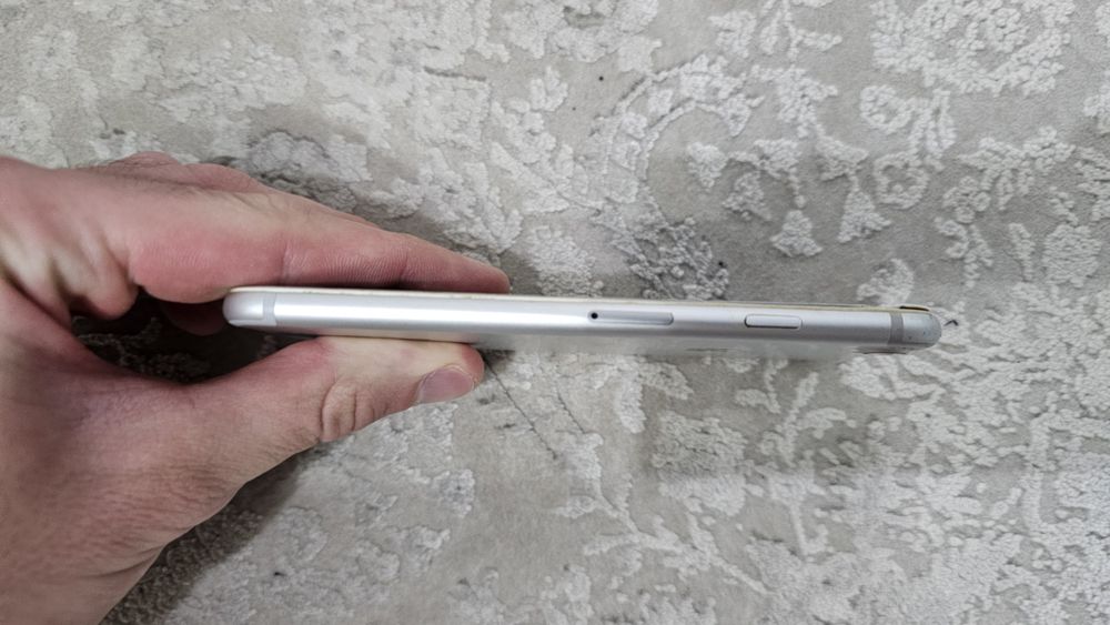 iPhone 7 silver 32Gb
