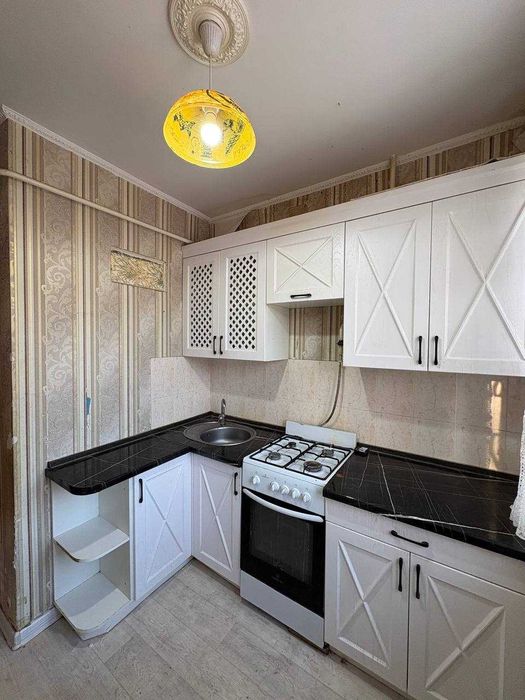 2 комн по Молдвгулова за 11500