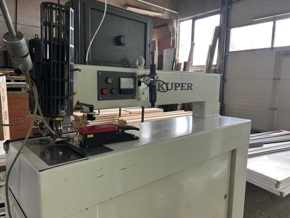 Шивачка за фурнир / Машина за съединяване на фурнир KUPER FW/J 92