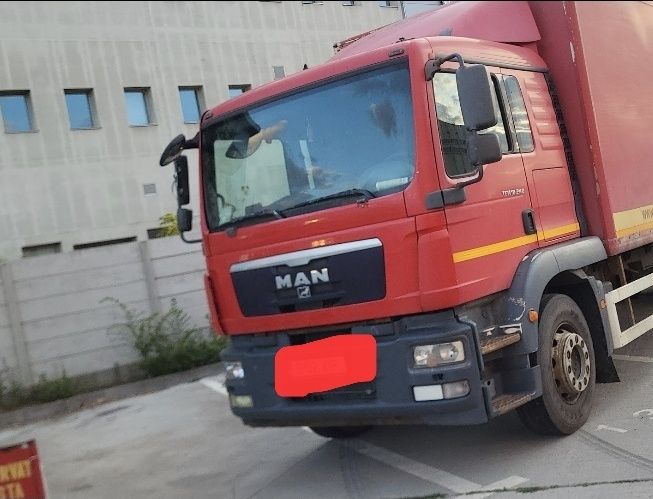 Vând camion man tgm18.240 cu lift,motor defect