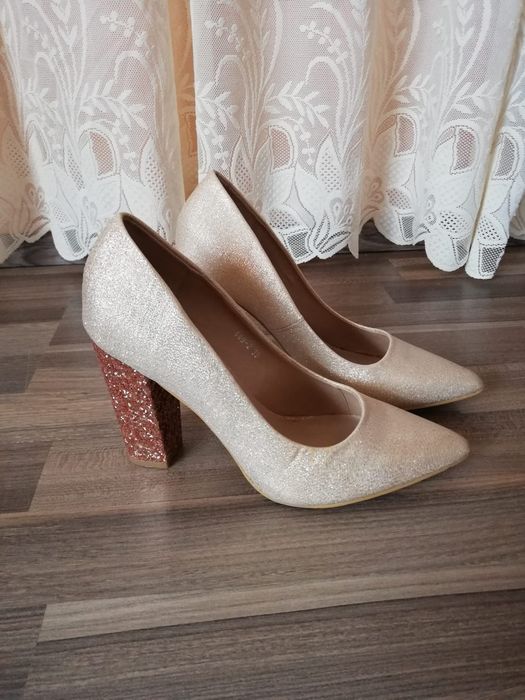 Pantofi dama , Nr.38 și Nr 39