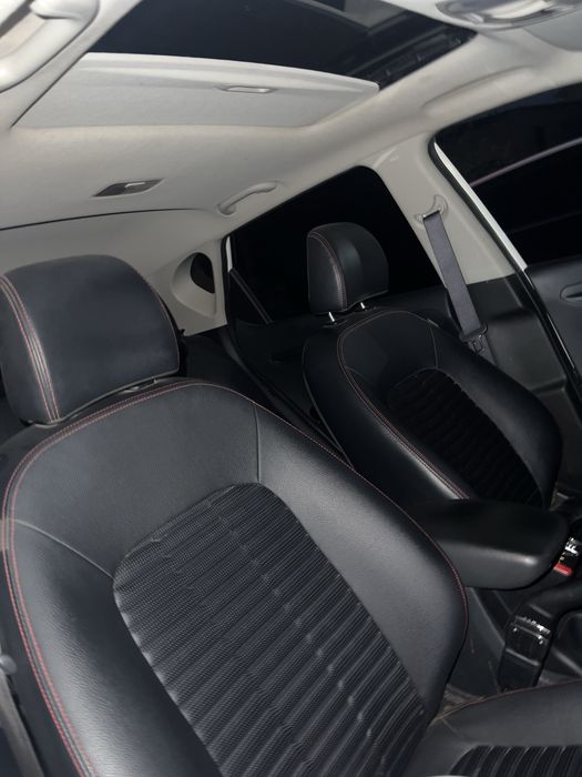 Kia Sonet full pozitsiya