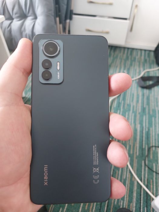Продам Xiaomi 12 lite