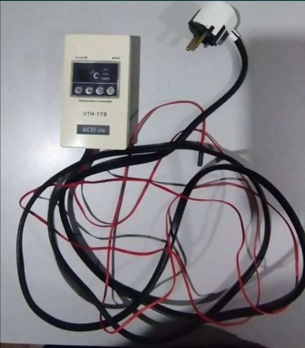 Терморегулятор для теплого пола( Корея) новый