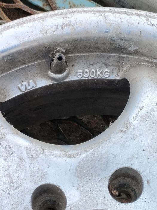 Продам 4 диска от машины opel