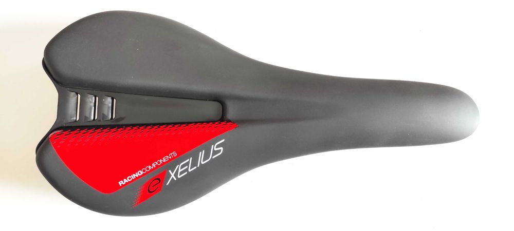 Sa bicicleta Lapierre Xelius noua