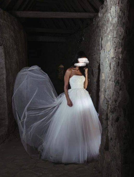 Vand rochie de mireasa