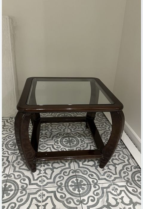 Продам журнальный столик