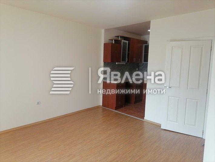 Продава се Двустаен апартамент в Стара Загора, Опълченски - 70 кв.м за 1165 €/кв.м - Снимка #2