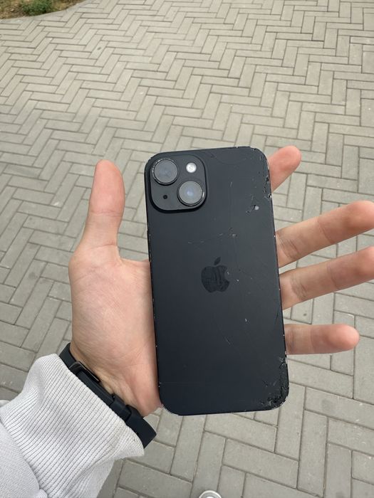 Продам Iphone 15 128гб
