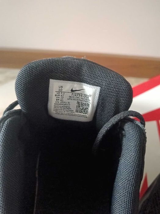 Маратонки Nike AL8