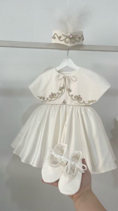 Красивое Платье на годик