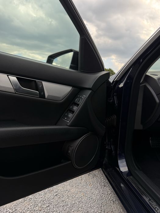 Mercedes C Klesse