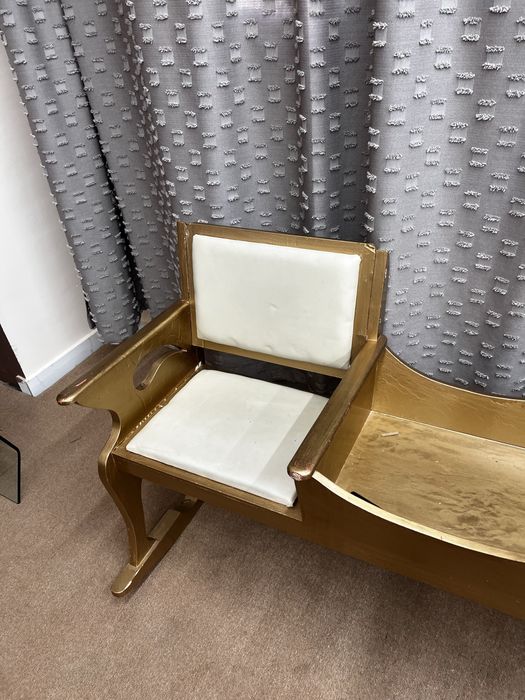 Продаем деревянную колыбельку