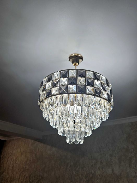 продам люстру, 25000 тнг.