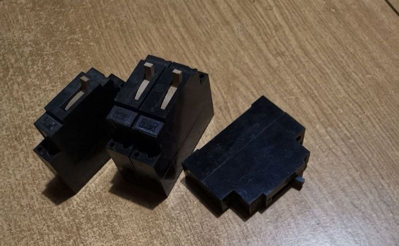 Автоматични предпазители и обикновени бушони, кабели