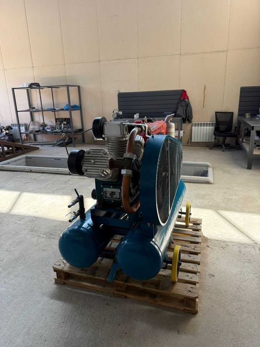 Продам Воздушный компрессор
