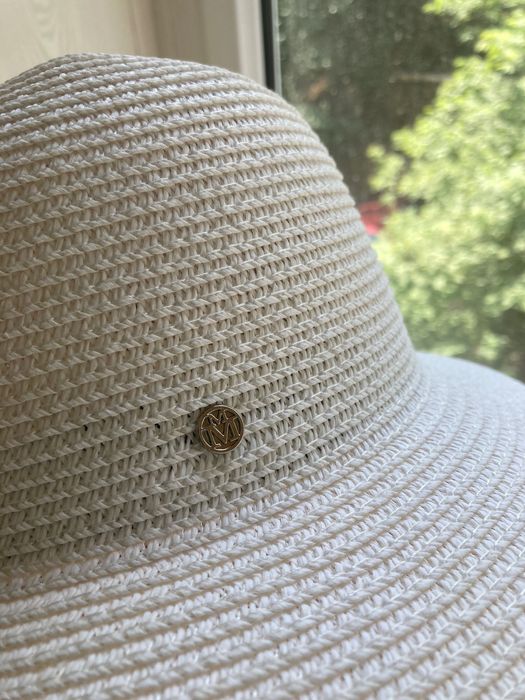 Шляпа пляжная продам