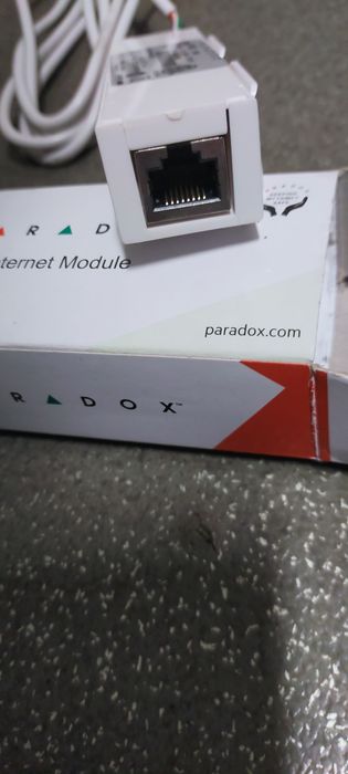 Alarma Paradox comunicator  ip 150