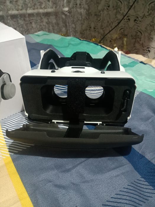 Продам очки виртуальной реальности