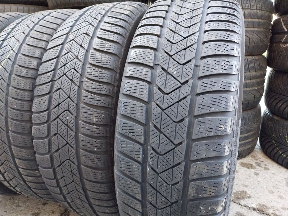 Anvelope second iarna 205 55 R16 Pirelli