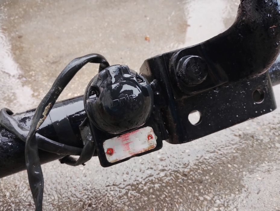 Теглич за Форд Транзит