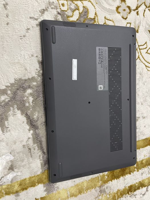 Ноутбук lenovooo