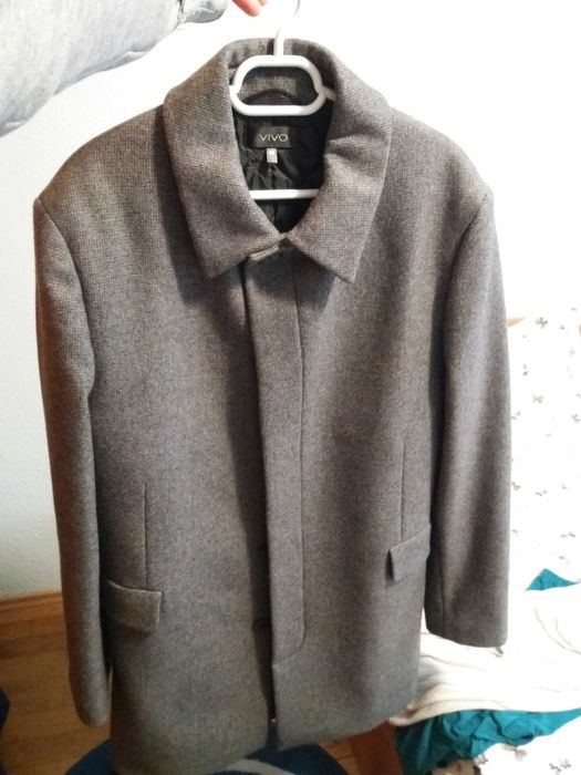 Vand palton barbatesc (Vivo Collection), in stare foarte buna, mas. 48