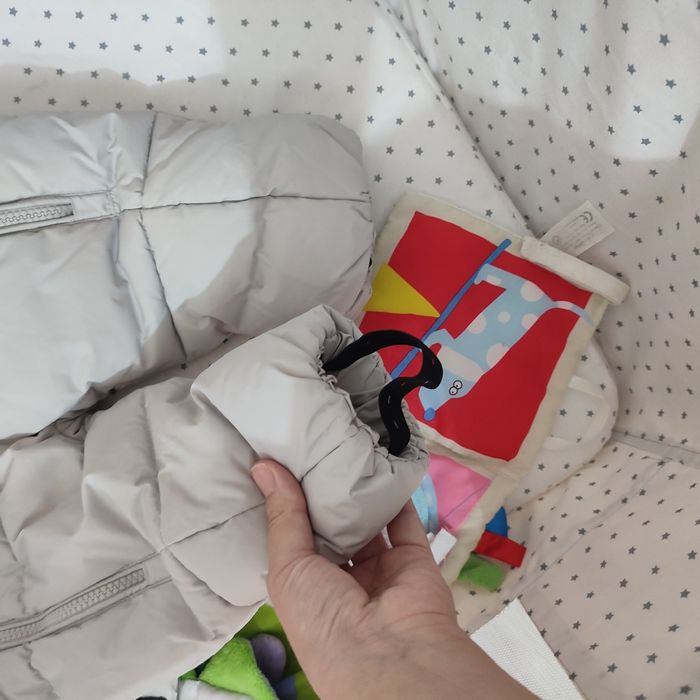 Зимний комбинезон,68р