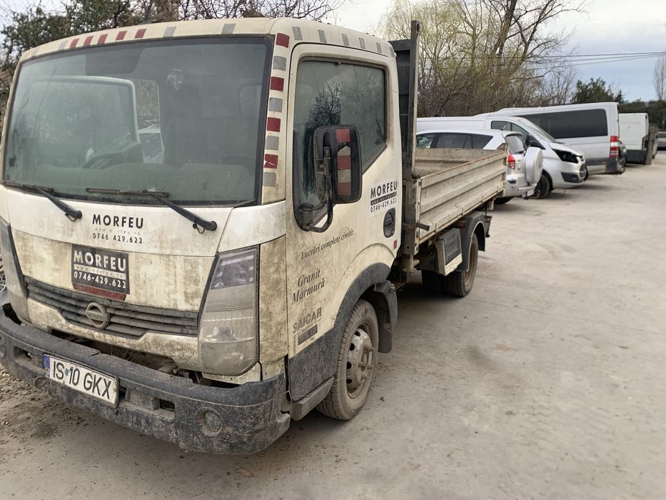 Piese nissan cabstar motor 2.5 E4 td25 baculabil pe trei parti