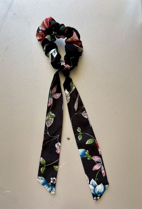 Аксесоари, скрънчи, гривна