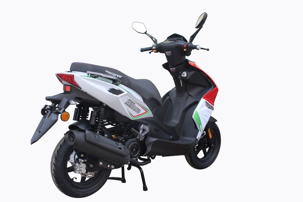 SCUTER pe Benzina NOU !  Fara Permis ! Nou 2026, In stoc, 49cc, model
