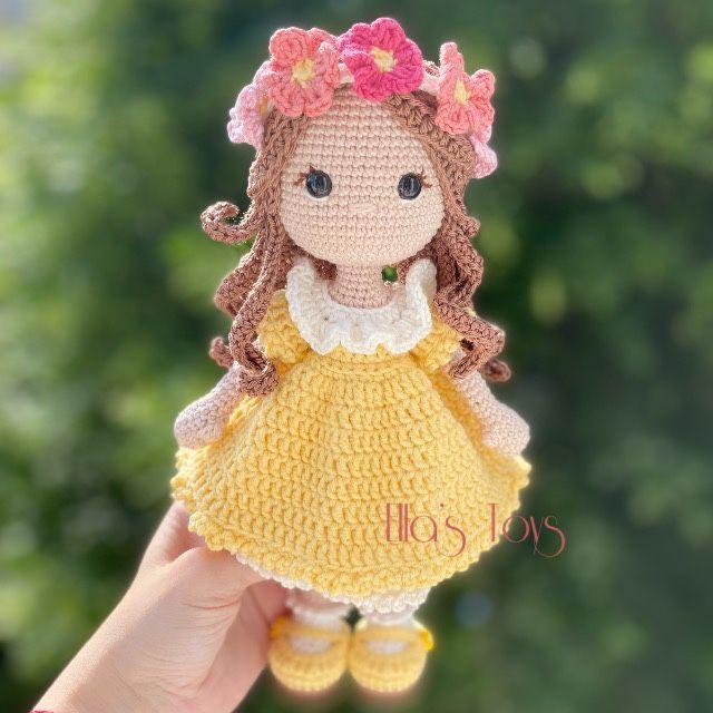 Papusa - jucarie - decoratiune crosetata