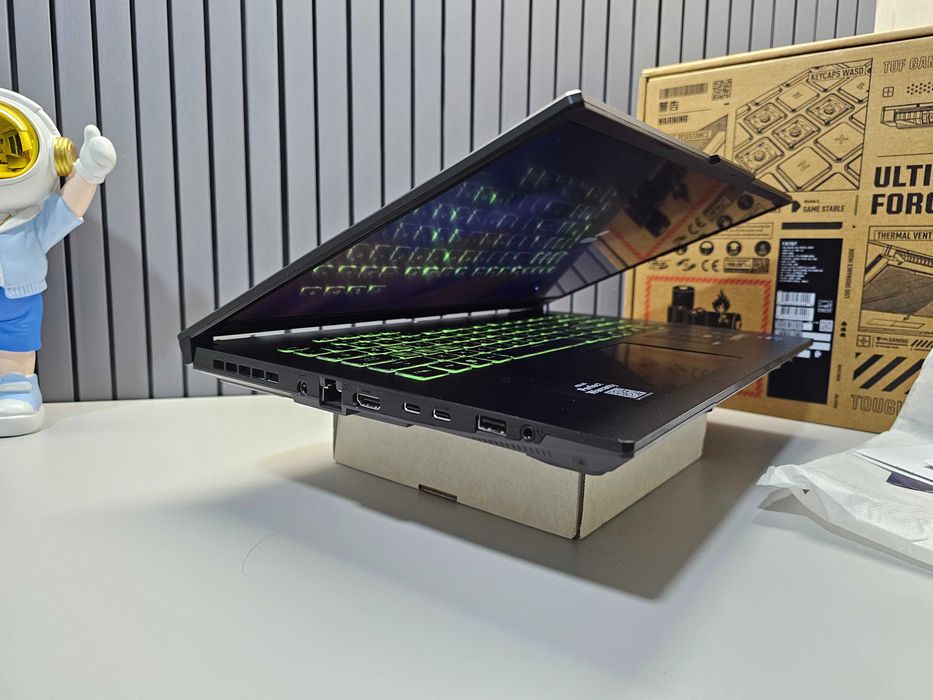 ПРОДАМ Asus TUF F17 Gaming Игровой Ноутбук Core™ i7-13620H и RTX4050.
