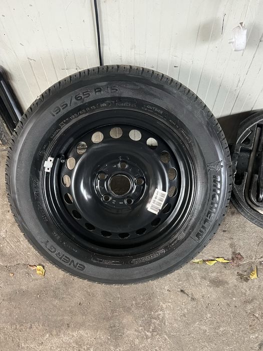 Kit Roata Rezerva 15 Audi VW Golf 5 6 Jetta 5x112 Cric Cheie Carlig